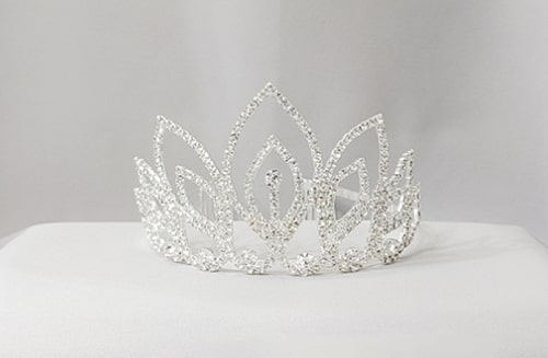 02 CROWNS AND TIARAS