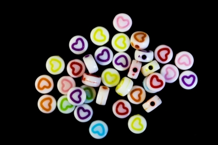 ACRYLIC BEADS - DISK HEART CONTOUR - 7x4mm MIX (LIGHT) - 50 g Hole-1.8mm (405pcs.)