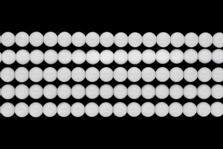 МЪНИСТА ОТ ЕСТЕСТВЕНИ КАМЪНИ - КВАРЦ СИНТ. МЛЕЧНОБЯЛ - 8мм - ПАКЕТ (5х48 бр.) Отвор-1.2мм