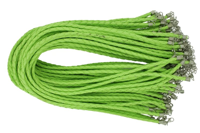 NECKLACE WITH CLASP - BRAIDED LEATHER 5mm - NECKLACE - 45+5cm GREEN (LIGHT) 31 - 50pcs.