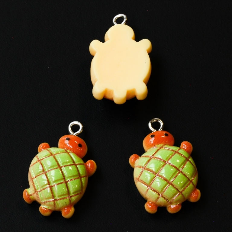 PLASTIC BEADS - RESIN 3D - PENDANTS - TURTLE 01 - 16x26x8mm GREEN (LIGHT) AND BROWN (LIGHT) - 2pcs. Hole-2.2mm