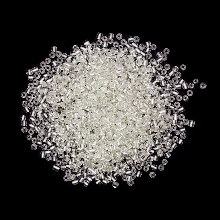 GLASS SEED BEADS - BALL 4mm - SILVER LINED - WHITE 21 - PACKAGE 450g Hole-1.5mm