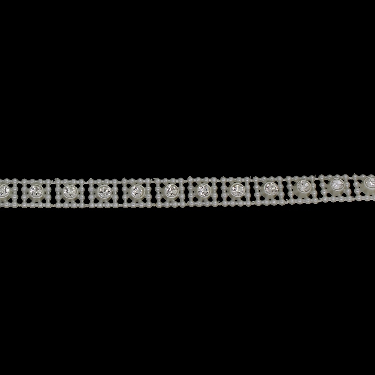 PLASTIC BEADED TRIM GARLAND - SQUARE 01 WITH CRYSTAL - 10x6mm ECRU - ROLL 10yards(9m)