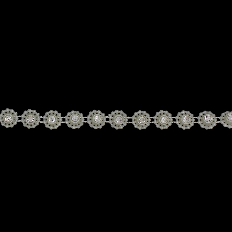 PLASTIC BEADED TRIM GARLAND - FLOWER 10 WITH CRYSTAL - 10x4mm ECRU (LIGHT) - ROLL 10yards(9m)