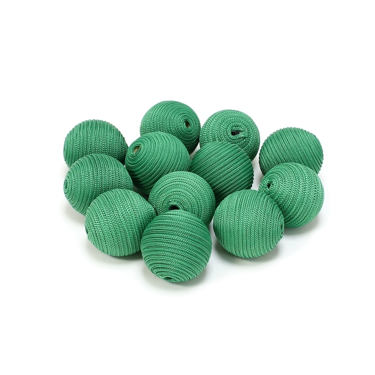 BALL WITH THREAD - POLYESTER GSM - 16mm - GREEN GRASSY - PACKAGE 50pcs. Hole-2.5mm