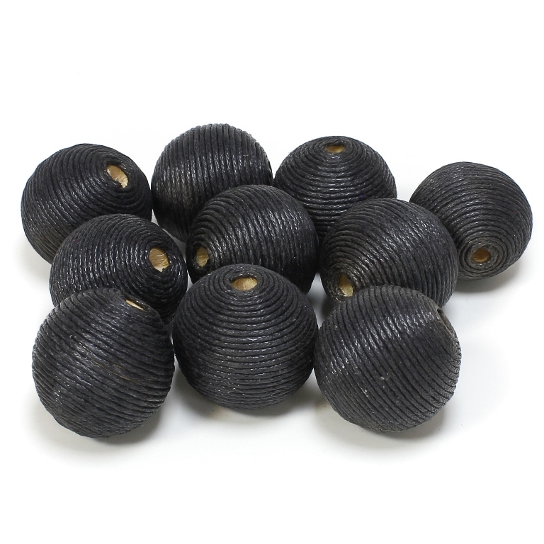 BALL WITH THREAD - COTTON - 25mm - BLACK 332 - PACKAGE 30pcs. Hole-5.0mm