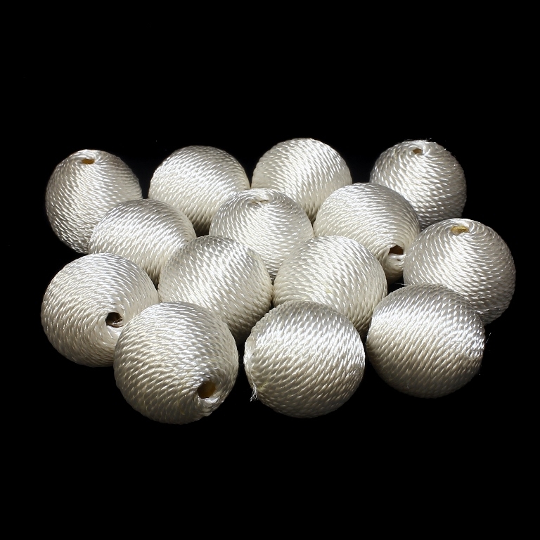 BALL WITH THREAD - POLYESTER 03 - 22mm - WHITE - 5pcs. Hole-4.5mm