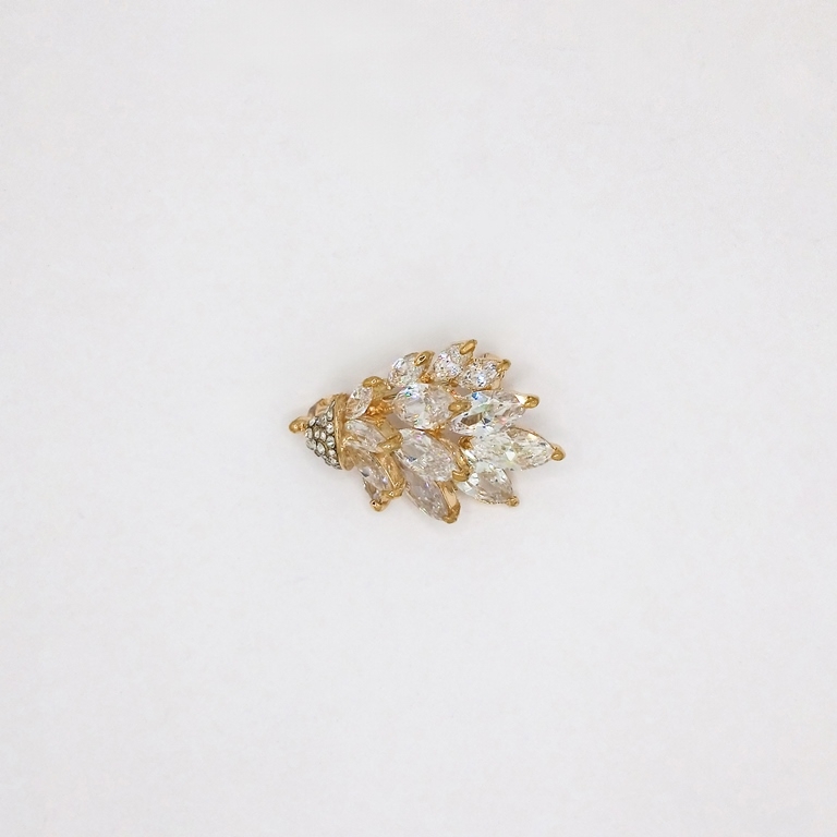 JEWELRY - BROOCH - ZIRCON - HEDGEHOG В121 - 3.1x2.0cm GOLD AND WHITE - 1pc.