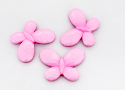 OPAQUE PLASTIC BEADS - BUTTERFLY 03 FACETED - 35x46x7mm PINK С02 - PACKAGE 500g Hole-2.5mm (90pcs.)