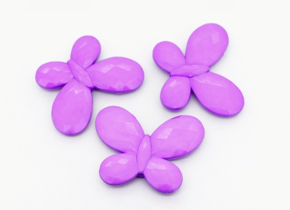 OPAQUE PLASTIC BEADS - BUTTERFLY 03 FACETED - 35x46x7mm PURPLE С13 - 50g Hole-2.5mm (10pcs.)