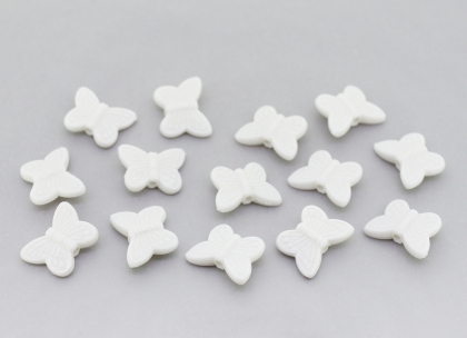 OPAQUE PLASTIC BEADS - BUTTERFLY 05 - RELIEF 11x14x4mm WHITE С01 - PACKAGE 500g Hole-2.0mm (1800pcs.)