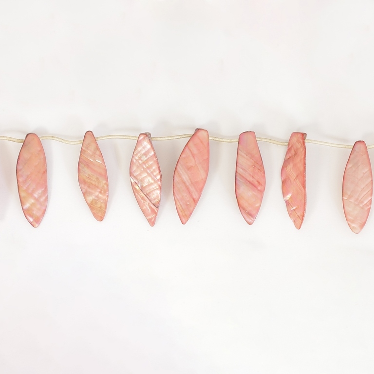 MOTHER OF PEARL BEADS - LEAVES - 45x20mm PINK (LIGHT) 87 - STRING (14pcs.)  Hole-1.0mm