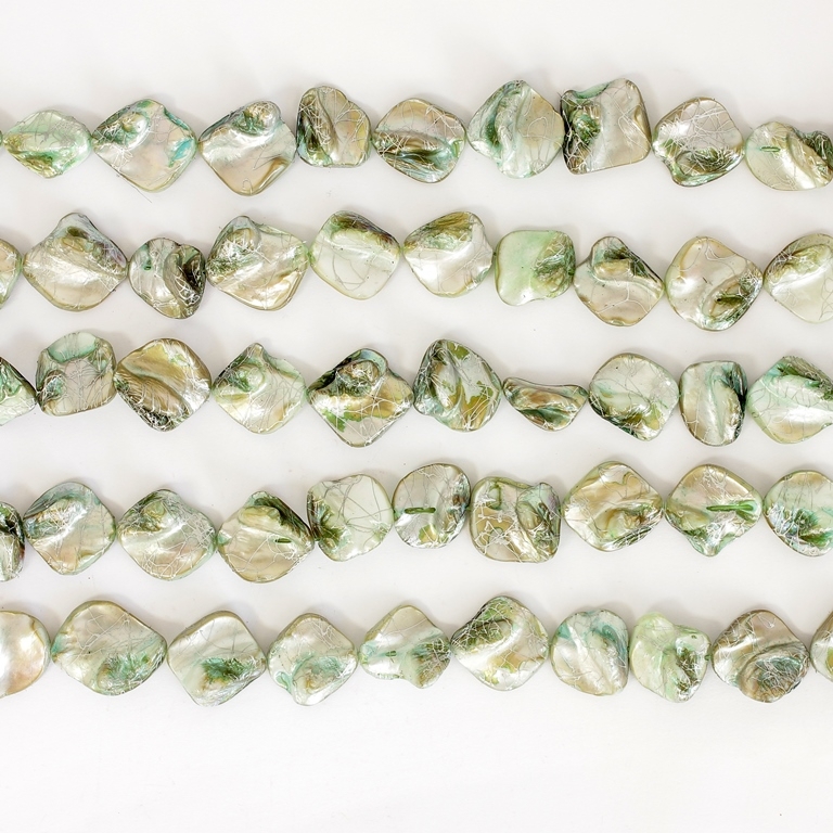 MOTHER OF PEARL BEADS - IRREGULAR TILE SPRAYED - 20x20mm MINT AND SILVER 78 - PACKAGE (5x21pcs.)  Hole-1.0mm