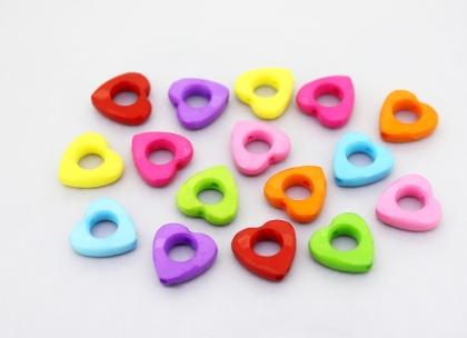 OPAQUE PLASTIC BEADS - HEART 03 FACETED - INNER HOLE 6.5mm - 14x4mm MIX - PACKAGE 500g Hole-1.8mm (1100pcs.)