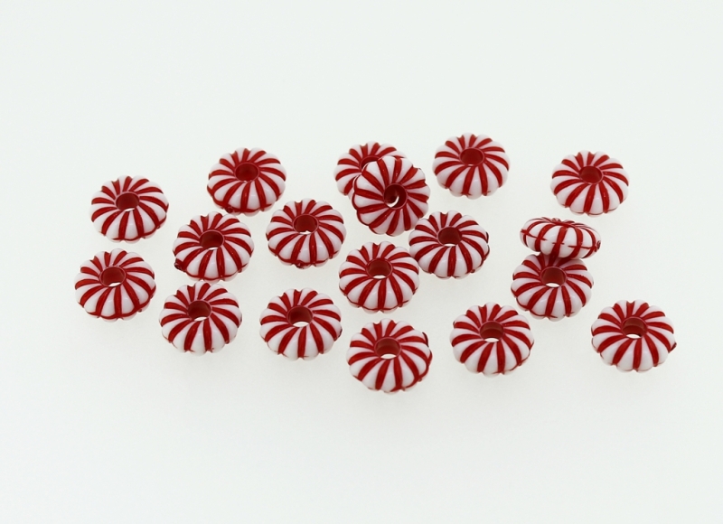 COLOR WASHED PLASTIC BEADS - WASHER DONUT - 3x8mm RED - PACKAGE 500g Hole-2.5mm (3400pcs.)