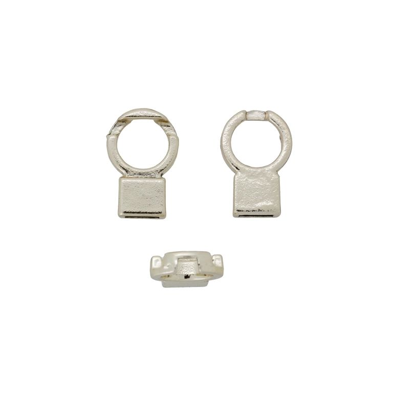 МЕТАЛНИ МЪНИСТА - НАКРАЙНИК ЗА ШНУР - МОДЕЛ 08 - 14х21х5мм ЗЛАТИСТО СВ. - ПАКЕТ 100гр. 38 бр. Отвор-2х6мм