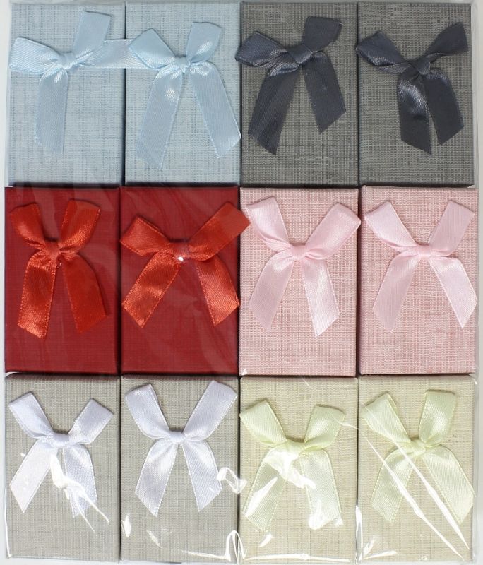 КУТИЯ ПОДАРЪЧНА ЗА КОМПЛЕКТ - 5х8х2.5см - ПАНДЕЛКА 36 - МИКС ЦВЕТОВЕ - ПАКЕТ 24 бр.