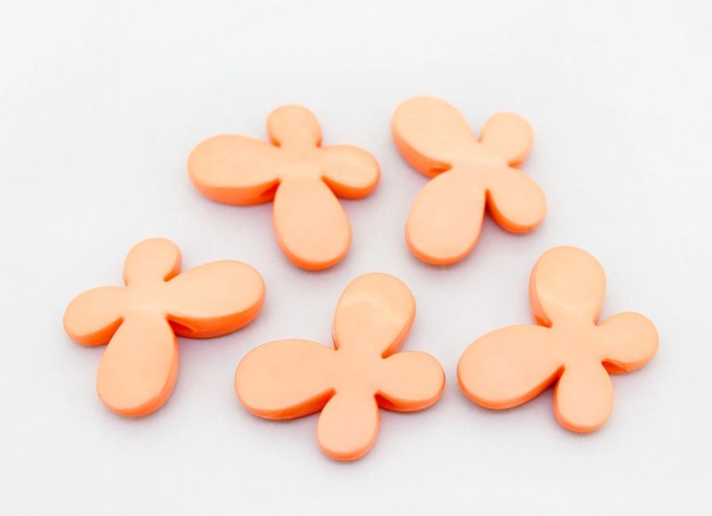OPAQUE PLASTIC BEADS - BUTTERFLY 01 - SMOOTH - 21x29x6mm CORAL ORANGE С09 - PACKAGE 500g Hole-3.0mm (250pcs.)