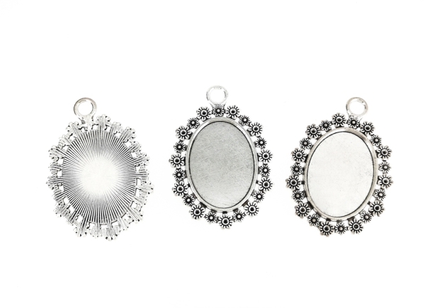 METAL ELEMENTS - CABOCHON BASE - ELLIPSE 18x25mm - FLOWER WREATH - NICKEL COLOR - 5pcs. Hole-3.0mm