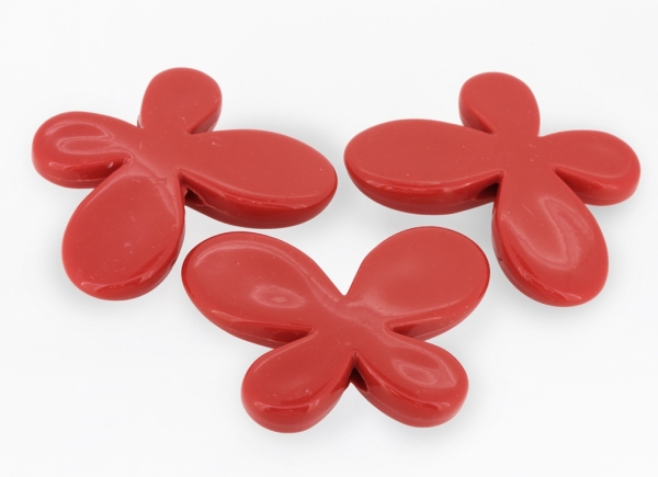 OPAQUE PLASTIC BEADS - BUTTERFLY 01 SMOOTH - 33х46х8mm RED ВА07 - PACKAGE 500g Hole-3.5mm (69pcs.)