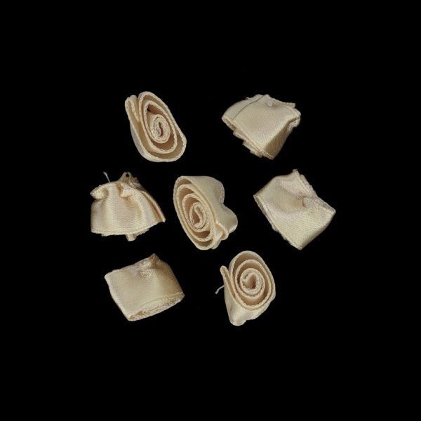 TEXTILE BEADS - SATIN - ROSE 02 - 14mm IVORY - GOLDEN TINT - 50 pcs.