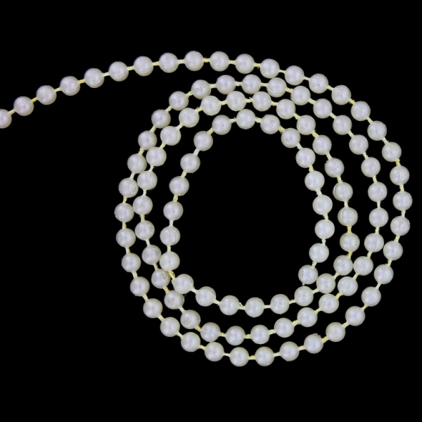 PLASTIC BEADED GARLAND - 4mm IVORY - 10meters