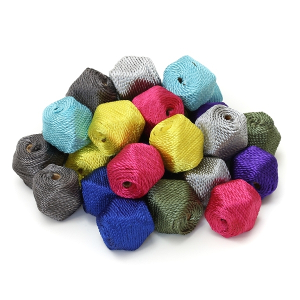 POLYHEDRON WITH THREAD - 22x20mm MIX - 30pcs. Hole-4.0mm