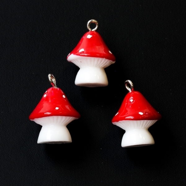 PLASTIC BEADS - RESIN 3D - PENDANTS - MUSHROOM 03 - 16x21mm WHITE AND RED - 2pcs. Hole-2.2mm