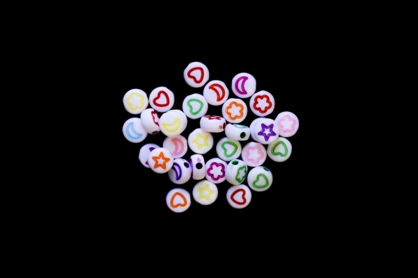 ACRYLIC BEADS - DISK PATTERNS MIX 01 - 7x4mm MIX (LIGHT) - PACKAGE 500g Hole-1.8mm (3900pcs.)