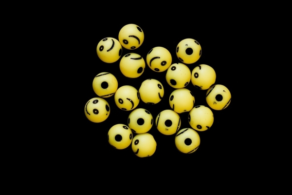 ACRYLIC BEADS - SMILEY FACE - BALL 02 - 10mm YELLOW WITH BLACK - 50 g Hole-2.8mm (93pcs.)