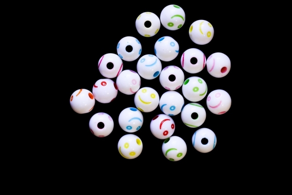 ACRYLIC BEADS - SMILEY FACE - BALL 02 - 10mm MIX (LIGHT) - PACKAGE 500g Hole-2.8mm (930pcs.)