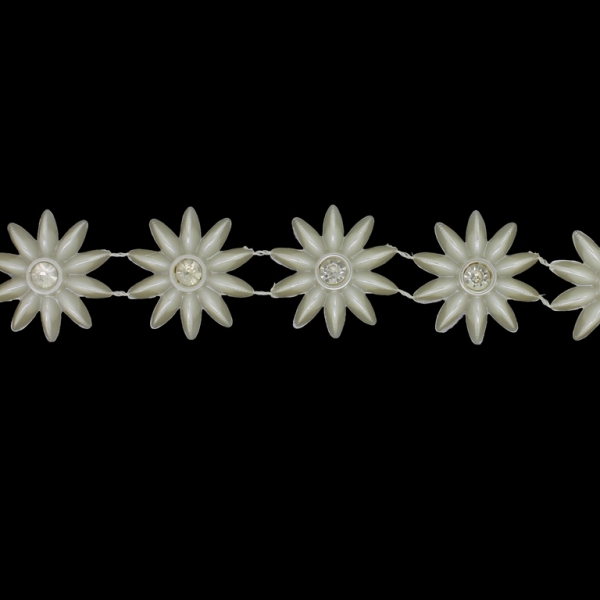 PLASTIC BEADED TRIM GARLAND - FLOWER 04 WITH CRYSTAL - 26x6mm ECRU (LIGHT) - ROLL 5yards(4.5m)