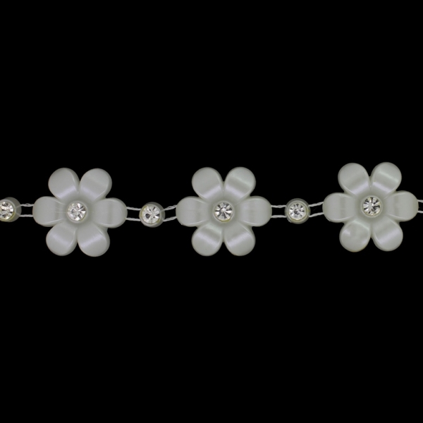 PLASTIC BEADED TRIM GARLAND - FLOWER 06 AND CRYSTALS - 28x6mm ECRU (LIGHT) - ROLL 5yards(4.5m)