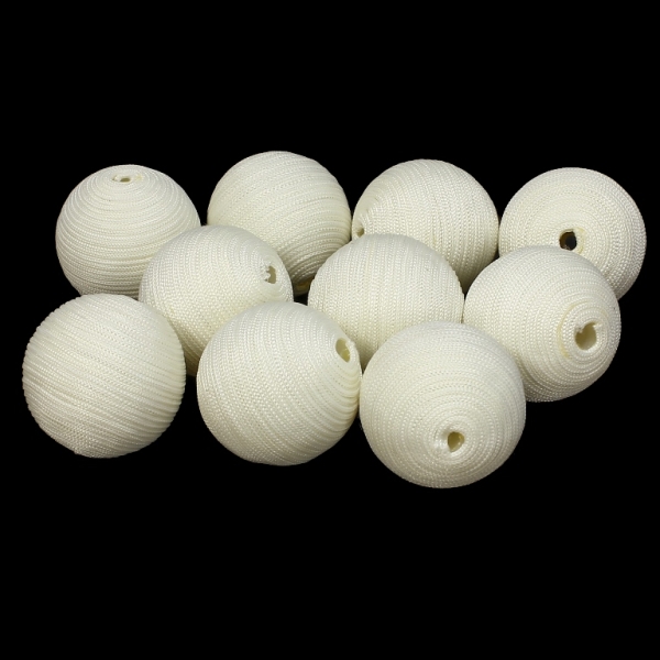 BALL WITH THREAD - POLYESTER GSM - 24mm - WHITE - 3pcs. Hole-3.8mm