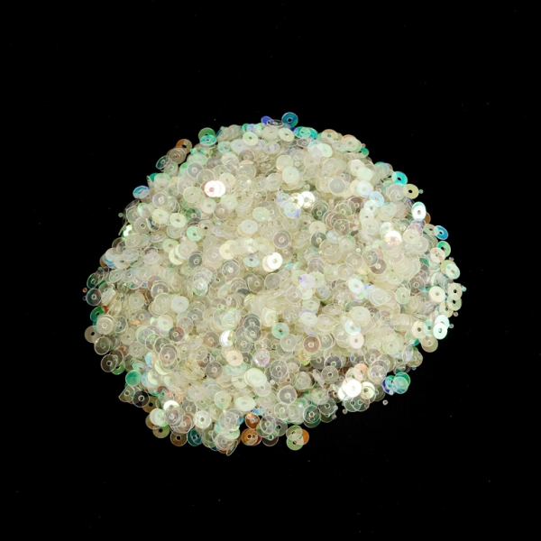 SEQUINS - CIRCLE 01 FLAT - TRANSPARENT АВ - 4mm ECRU 032 - PACKAGE 250g Hole-1.0mm