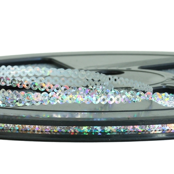 SEQUIN RIBBON - CIRCLE 01 FLAT - HOLOGRAPHIC - 3mm SILVER 066 - ROLL 70meters Hole-1.0mm