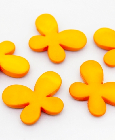 OPAQUE PLASTIC BEADS - BUTTERFLY 01 - SMOOTH - 21x29x6mm ORANGE С21 - PACKAGE 500g Hole-3.0mm (250pcs.)