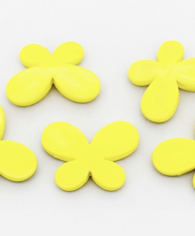 OPAQUE PLASTIC BEADS - BUTTERFLY 01 - SMOOTH - 21x29x6mm YELLOW С17 - PACKAGE 500g Hole-3.0mm (250pcs.)