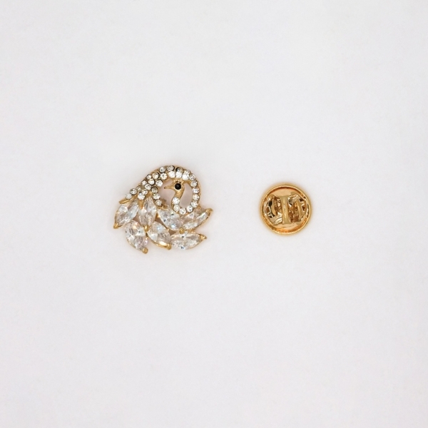 JEWELRY - BROOCH PIN - ZIRCON - PEACOCK В127 - 2.2x2.0cm GOLD AND WHITE - PACKAGE 3pcs.