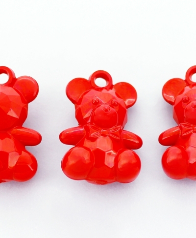 OPAQUE PLASTIC BEADS - BEAR 01 FACETED - 15x35x24mm RED С07 - PACKAGE 500g Hole-3.5mm (98pcs.)