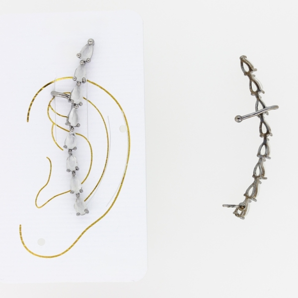 JEWELRY - EAR CUFF - RIGHT - ZIRCON Е320 - OXIDIZED AND WHITE - 1pc.