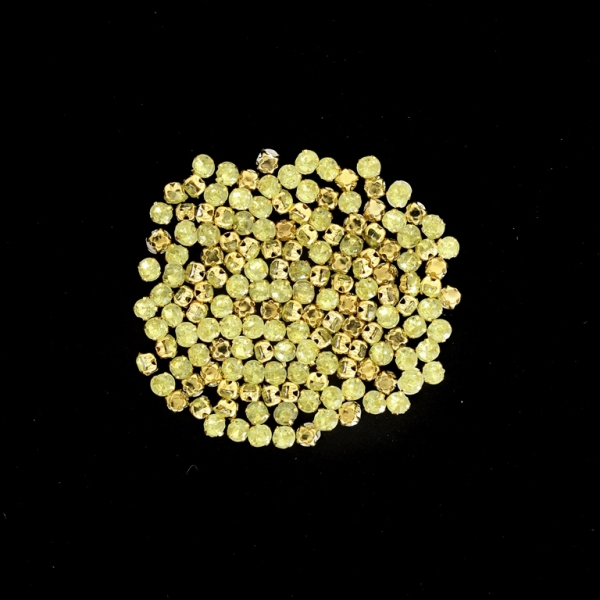 BEADS FOR SEWING - ACRYLIC CRYSTALS WITH METAL BASE - CIRCLE 4x3.2mm - GREEN (LIGHT) AND GOLD - PACKAGE 100g (2080pcs.)