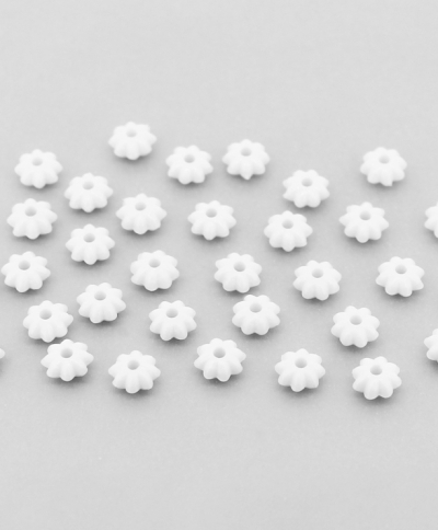 OPAQUE PLASTIC BEADS - WASHER FLOWER - 3x6mm WHITE С01 - 50g Hole-1.5mm (810pcs.)