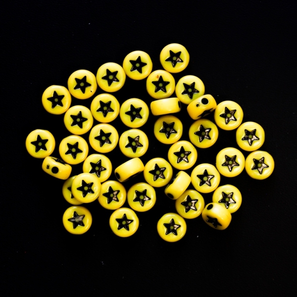 ACRYLIC BEADS - DISK STAR - 7x4mm YELLOW WITH BLACK - PACKAGE 500g Hole-1.7mm (3850pcs.)