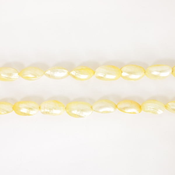 MOTHER OF PEARL BEADS - SEA SHELLS - 25x15x13mm YELLOW (LIGHT) 92 - PACKAGE (2x16pcs.)  Hole-1.0mm