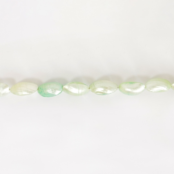 MOTHER OF PEARL BEADS - SEA SHELLS - 25x15x13mm MINT 91 - STRING (16pcs.)  Hole-1.0mm