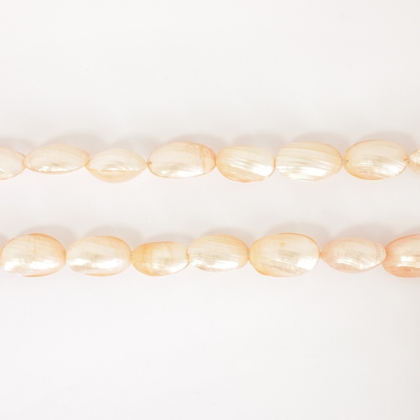 MOTHER OF PEARL BEADS - SEA SHELLS - 25x15x13mm PEACH (LIGHT) 89 - PACKAGE (2x16pcs.)  Hole-1.0mm