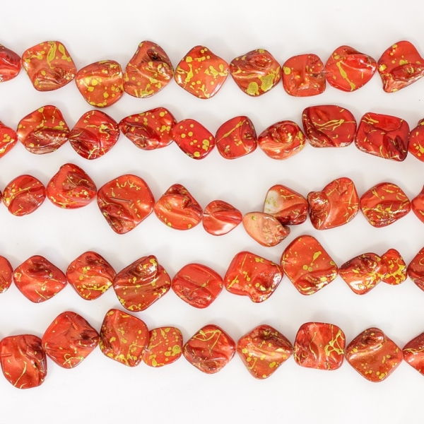 MOTHER OF PEARL BEADS - IRREGULAR TILE SPRAYED - 20x20mm RED AND GOLD 77 - PACKAGE (5x19pcs.)  Hole-1.0mm