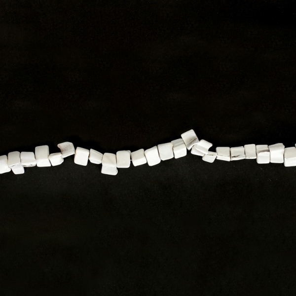 MOTHER OF PEARL BEADS - CHIPS - MODEL 01 - 8x8mm WHITE 49 - STRING (52pcs.)  Hole-0.8mm