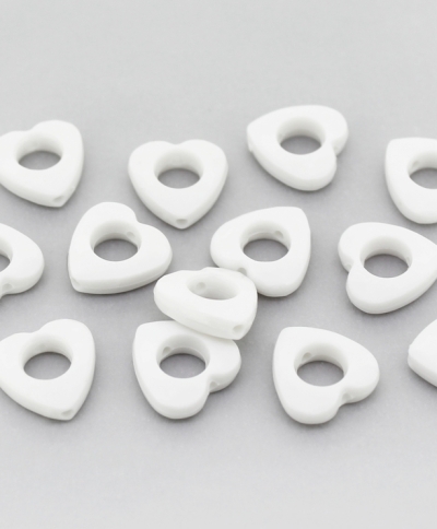 OPAQUE PLASTIC BEADS - HEART 03 FACETED - INNER HOLE 6.5mm - 14x4mm WHITE С01 - PACKAGE 500g Hole-1.8mm (1100pcs.)